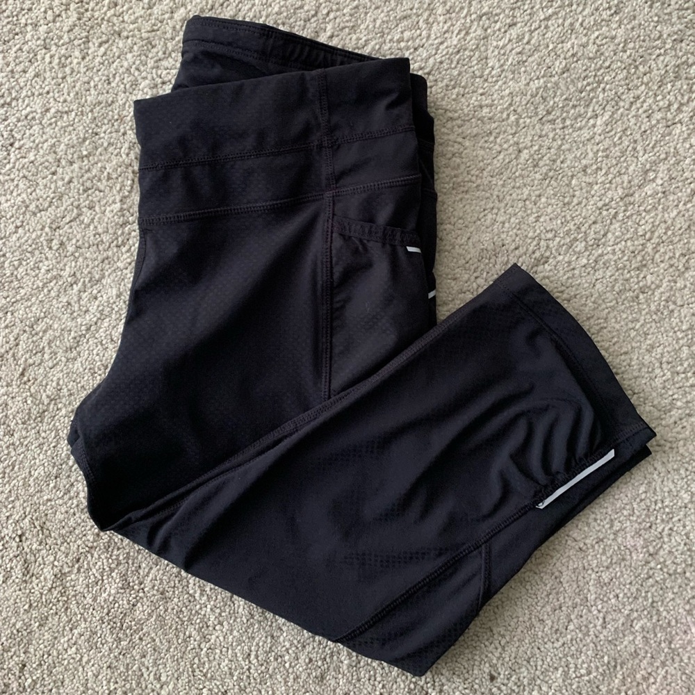 Small Athleta Cropped Leggings